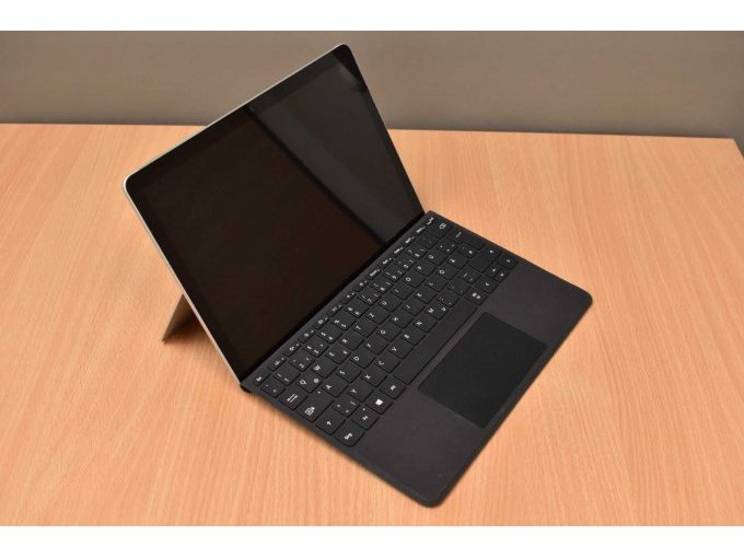 Microsoft Surface Go 2 (1926) 10,5 Zoll (26,7 cm)
Ansicht geöffnet