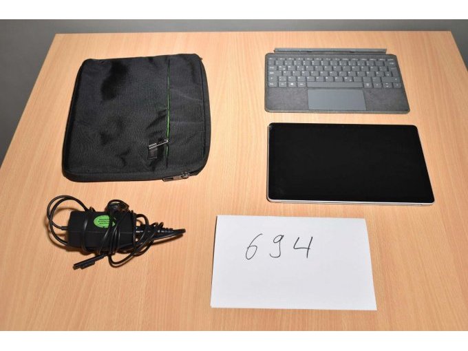 Microsoft Surface Go 2 (1927) – 10,5 Zoll (26,7 cm) – LTE Advanced
Gesamtansicht von vorne