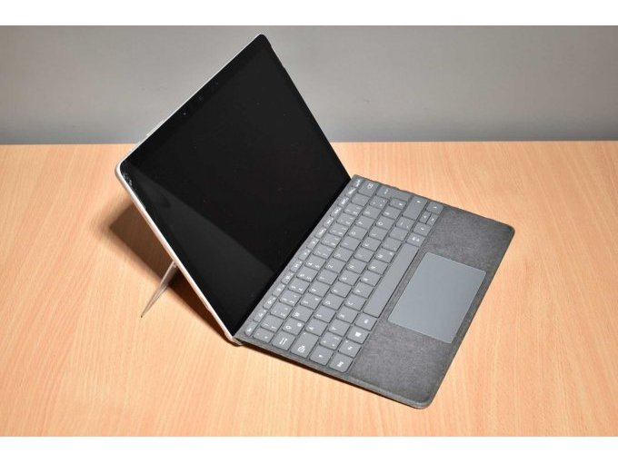 Microsoft Surface Go 2 (1927) – 10,5 Zoll (26,7 cm) – LTE Advanced
Ansicht geöffnet