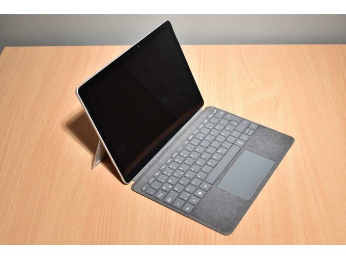 Microsoft Surface Go 2 (1927) – 10,5 Zoll (26,7 cm) – LTE Advanced
Ansicht geöffnet