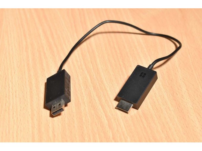 Microsoft Wireless Display Adapter – MIRACAST – Modell 1733
Rückansicht