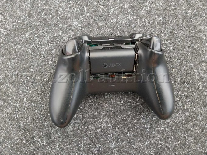 Controller hinten