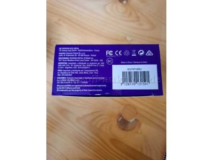 Verpackungsaußenseite mit Produktinformationen in unterschiedlichen Sprachen und Zertifikatssigeln. Barcode mit der Nr. ECLTVF100EU - 3126170131591