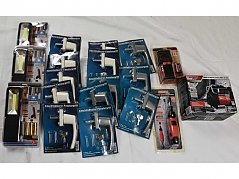 1 Mischposten 19-teilig Werkzeuge u.a.  „Powerfix“ und Fenstergriffe