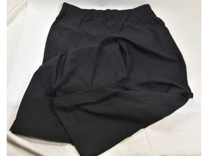 1 schwarze Hose "H&M"