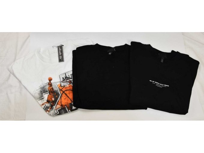 3 T-Shirts
