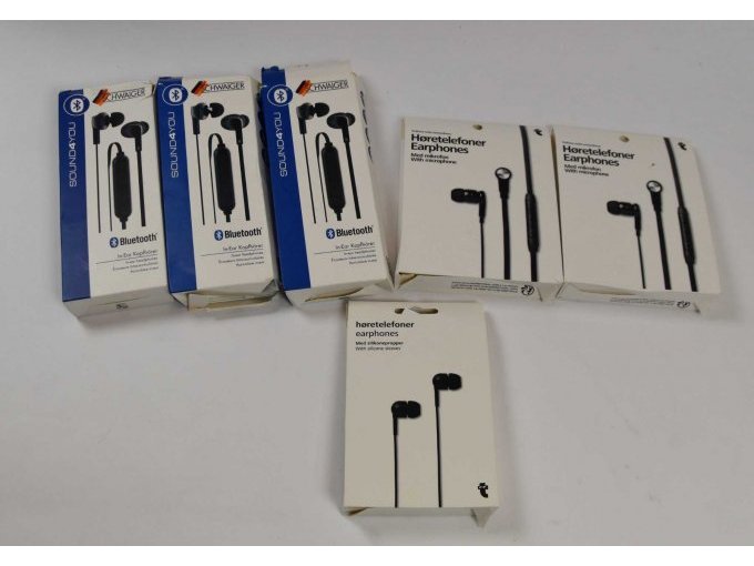 6 Paar In-ear  Kopfhörer „Tiger“ & "Schwaiger"