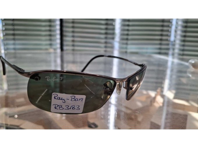 1 Mischposten Herren Gr. M/L, Apple AirPods, Ray-Ban Sonnenbrille, 11 Teile – foto 7 – kavel bij Zoll-Auktion, Frankfurt am Main