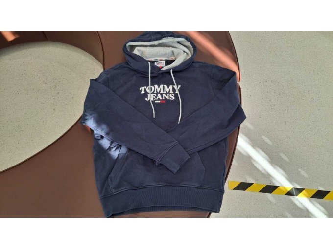 1 Mischposten Herren Gr. M/L, Apple AirPods, Ray-Ban Sonnenbrille, 11 Teile – foto 4 – kavel bij Zoll-Auktion, Frankfurt am Main