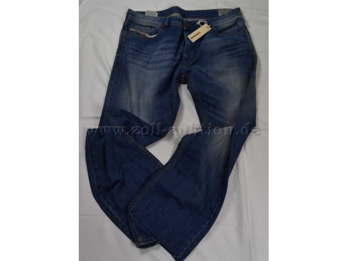 1 blaue Jeans „Diesel“