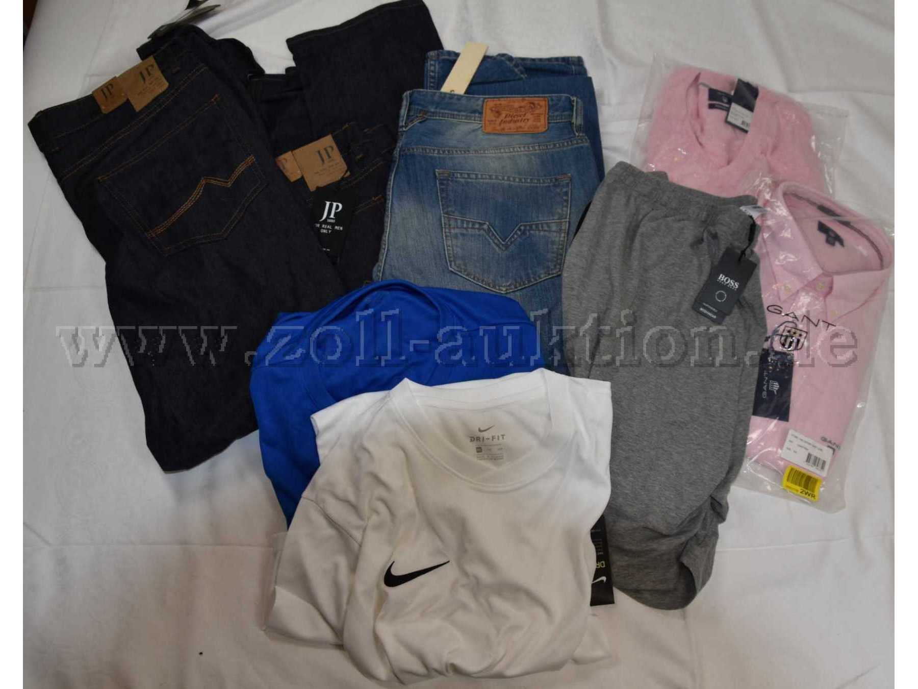 1 Mischposten Herrenbekleidung Gr. 54-56 und XXL der Marken „Nike“ „Diesel“ u.w.