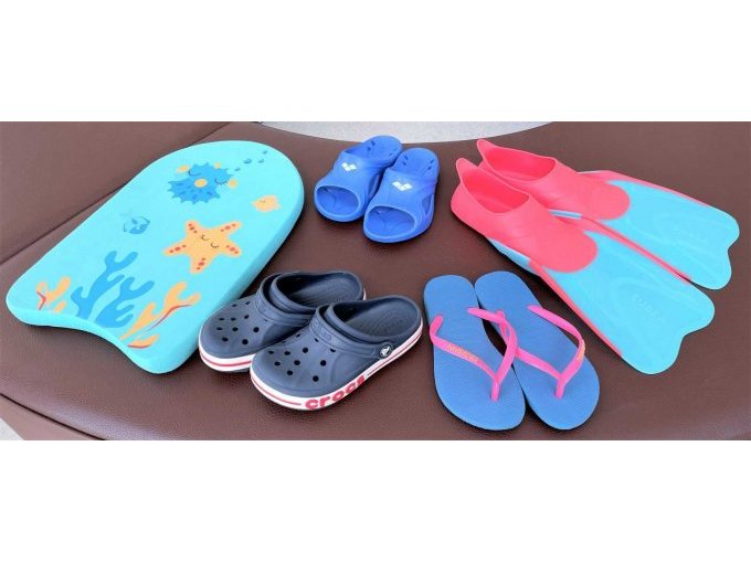 Schwimmflossen, Schwimmbrett, Badschuhe