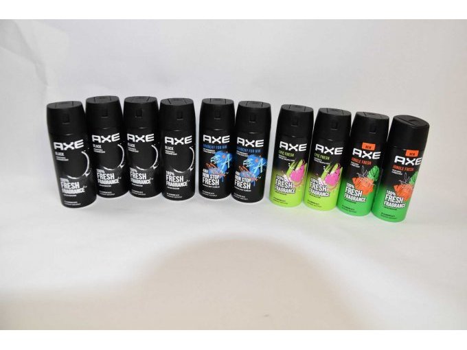 10 Deodorant „AXE“