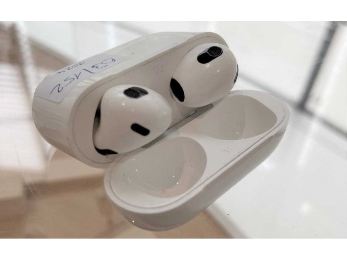 Apple AirPods