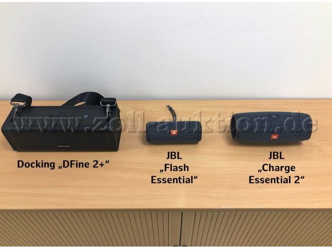 Bluetooth-Boxen von Docking und JBL- "DFine 2+", "Flash Essential" und "Charge Essential 2"