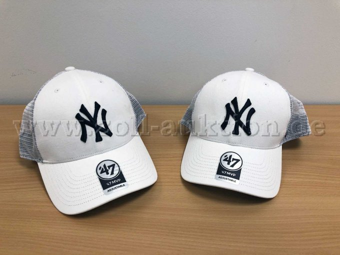 Zwei neuwertige, weiße Caps "NY" von 47brand