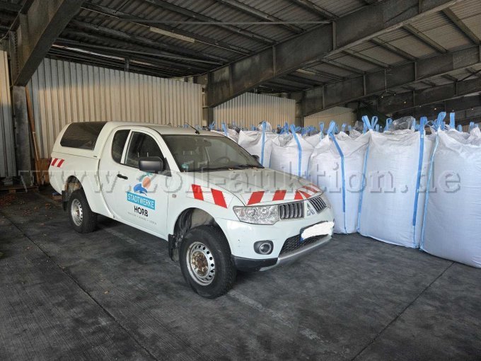 Front und Seitenansicht Front und Seitenansicht