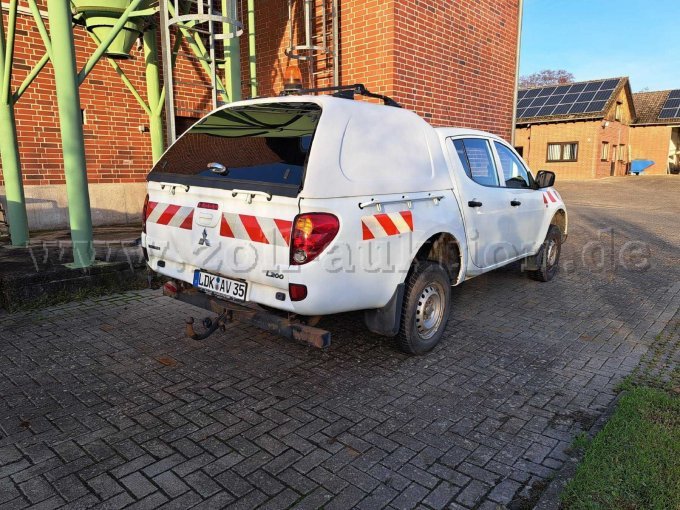 Seitenansicht Beifahrerseite mit Heck