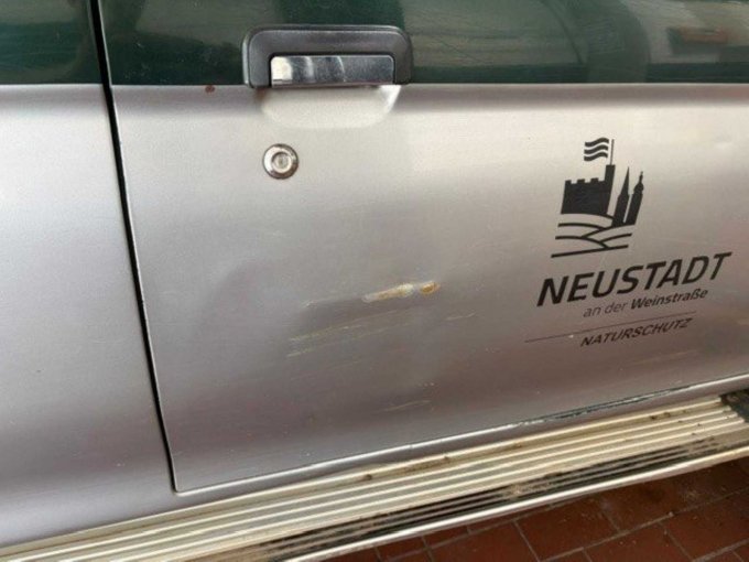 1 Mitsubishi L 200 Pick-Up / Teileträger – foto 7 – kavel bij Zoll-Auktion, Neustadt an der Weinstraße