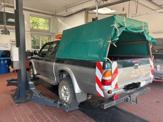 1 Mitsubishi L 200 Pick-Up / Teileträger – foto 3 – kavel bij Zoll-Auktion, Neustadt an der Weinstraße