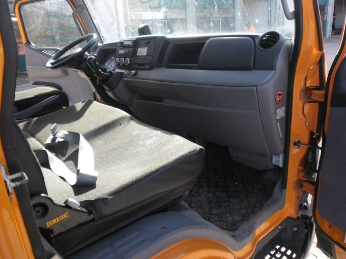 Mitsubishi Transporter Innenansicht