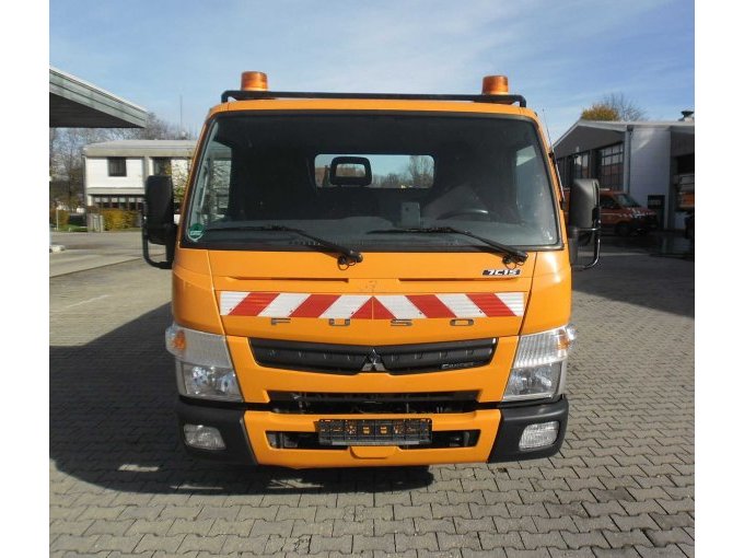 Mitsubishi Transporter Vorderansicht