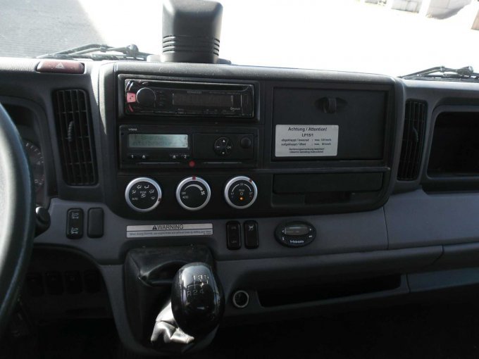 Mitsubishi Transporter Innenansicht