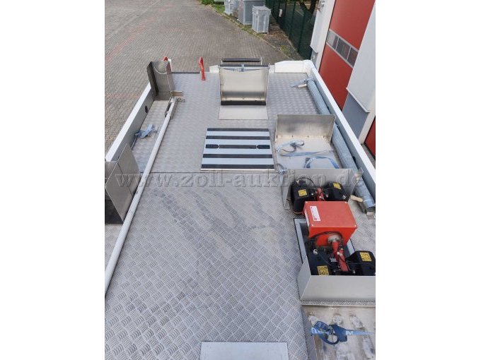 1 Mittleres Löschfahrzeug (Magirus / Iveco 70 C 15 EEV) – foto 9 – kavel bij Zoll-Auktion, Rüdesheim am Rhein