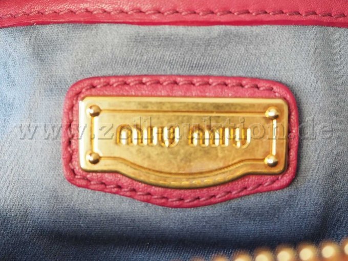 Details Logo innen