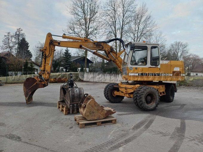 Gesamtansicht mit Zubehör