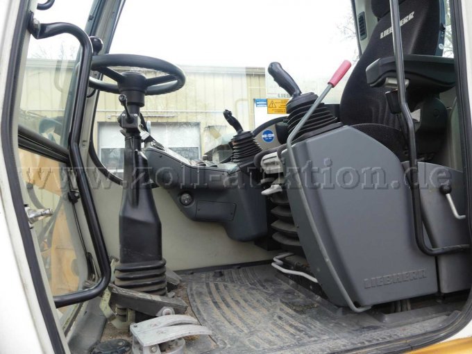 Blick in die Fahrerkabine