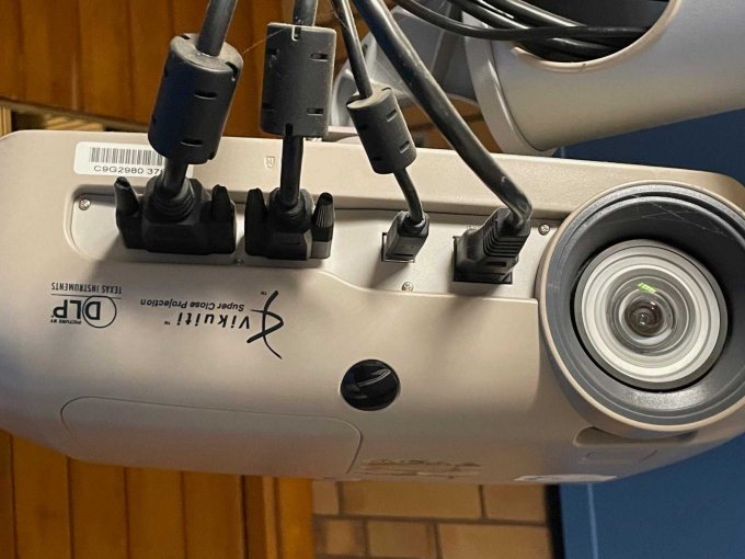 Projektor Frontansicht