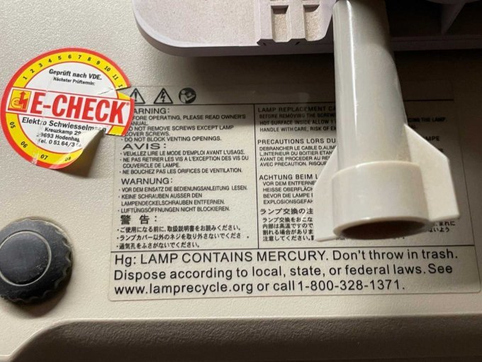 Projektor-Unterseite