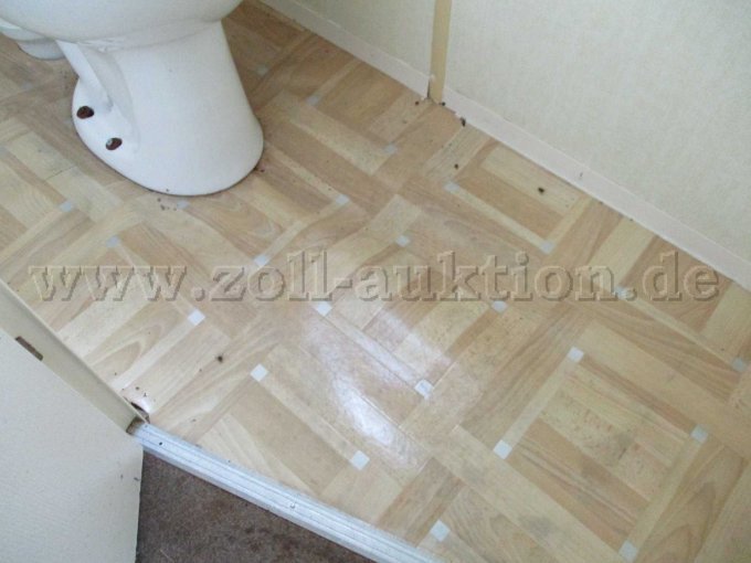 WC mit Wasserschaden 39E