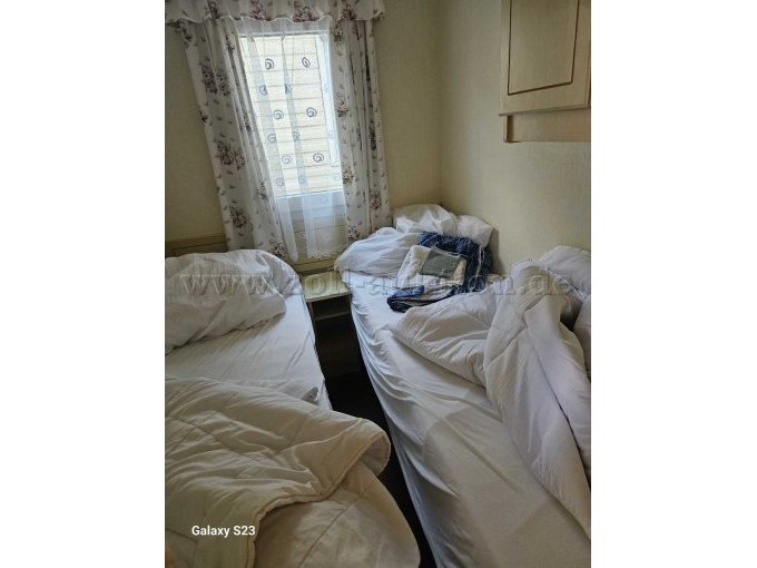 Schlafzimmer klein 2
