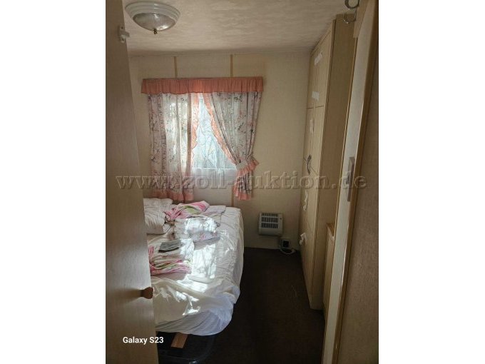 Schlafzimmer Eltern