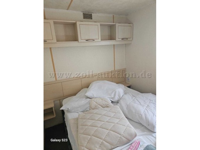 Schlafzimmer Eltern