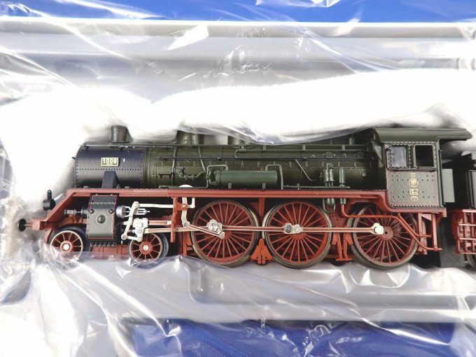 Schnellzug-Lokomotive der Marke Märklin