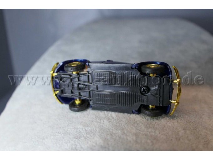 VW Käfer 50 Jahre Revell, 1:64 Ansicht von unten