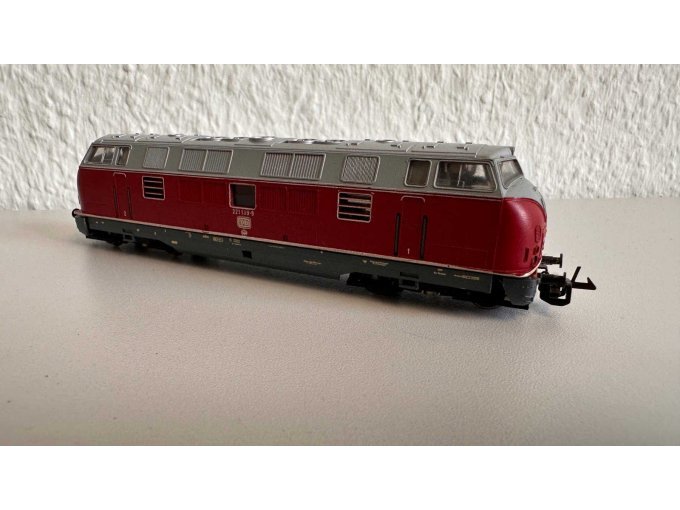 1 modeltrein-diesellocomotief BR 221 van de DB, schaal 1:120 / spoorbreedte 12 mm (tweedehands) – foto 6 – kavel bij Zoll-Auktion, Löbau