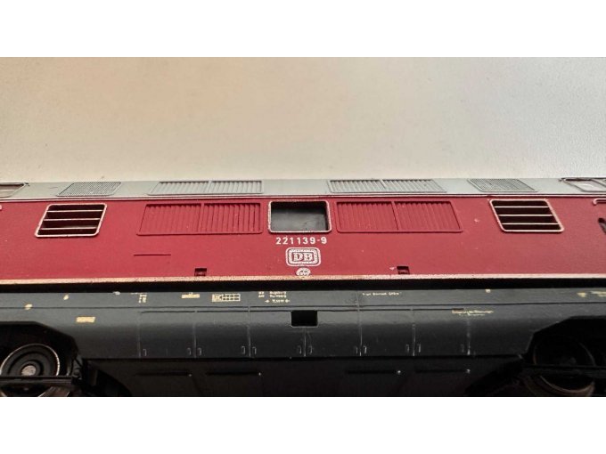 1 modeltrein-diesellocomotief BR 221 van de DB, schaal 1:120 / spoorbreedte 12 mm (tweedehands) – foto 8 – kavel bij Zoll-Auktion, Löbau