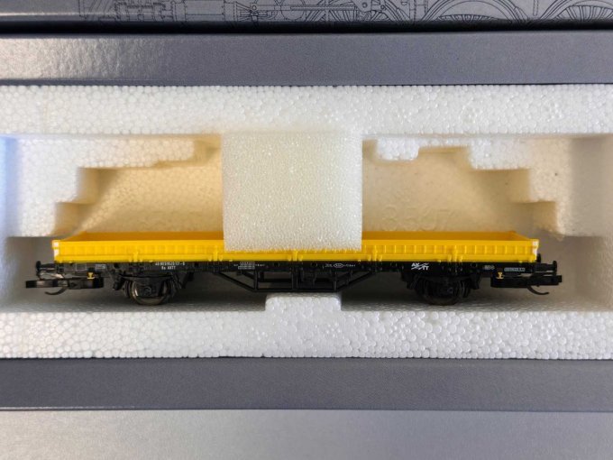 Niederbordwagen gelb / Ausgabejahr 2015