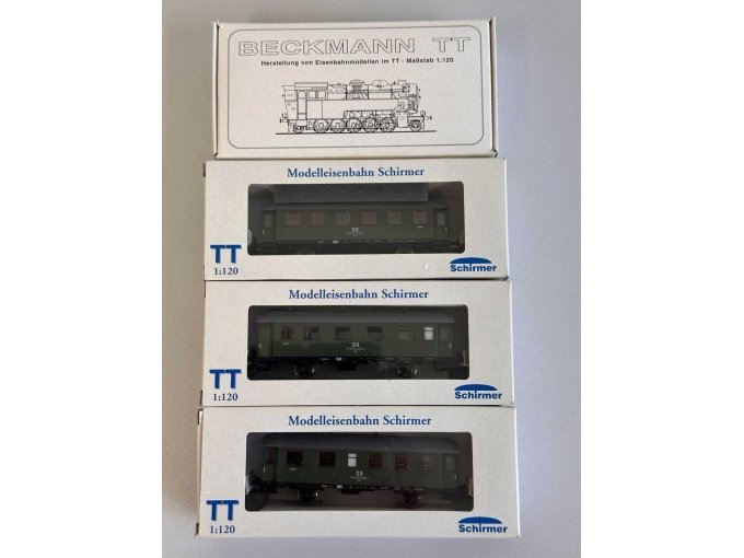 Dampflok- Personenwagen Set 4-teilig / Gesamtansicht