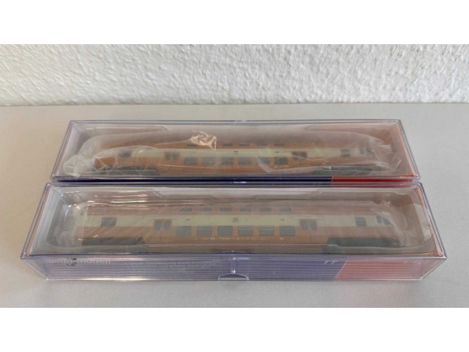 TT Doppelstock Wagon Set in Verpackungen