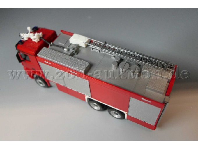 Herpa MB Arocs Tanklöschfahrzeug, 1:87 Ansicht von oben