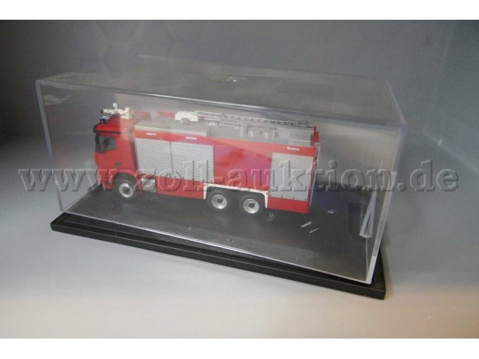 Herpa MB Arocs Tanklöschfahrzeug, 1:87 Ansicht im Schaukasten