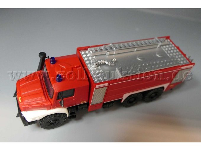 Herpa, MB Cursor 5010 Zetros 6x6 Ziegler TLF Feuerwehr, 1:87 Ansicht von oben