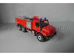 Modellfahrzeug von Herpa, Mercedes Benz Cursor 5010 Zetros 6x6 Ziegler, 1:87 Ansicht von der Seite
