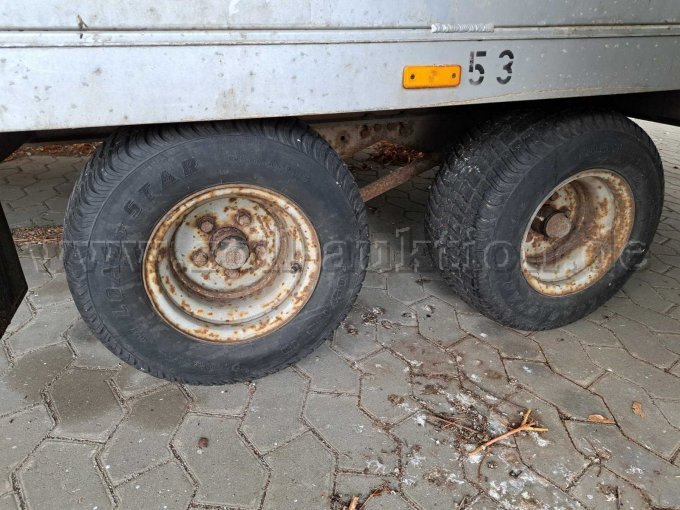 Fahrwerk, linke Seite