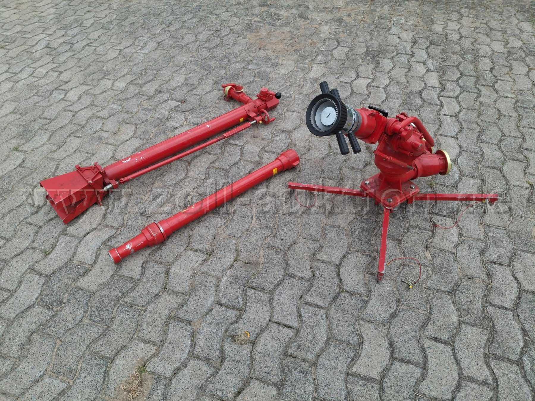 1 monitor Alco s 3 različite mlaznice